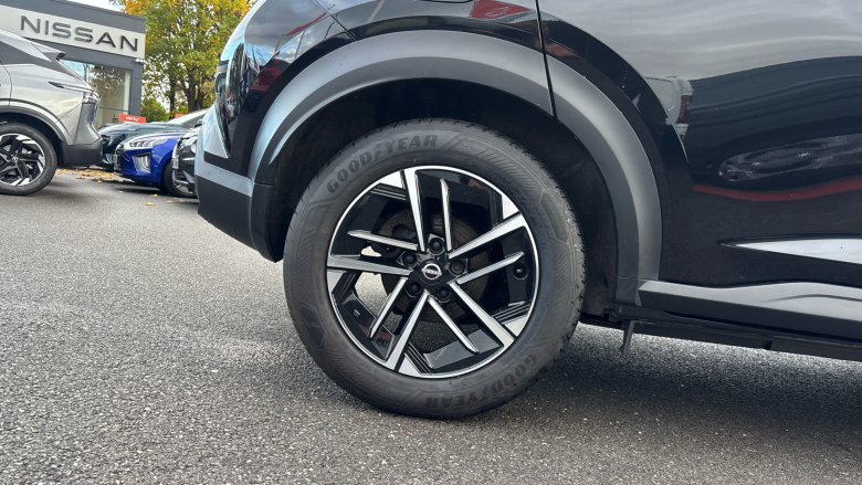 Nissan Juke 1.6 Hybrid N-Connecta 5dr Auto Hybrid Hatchback